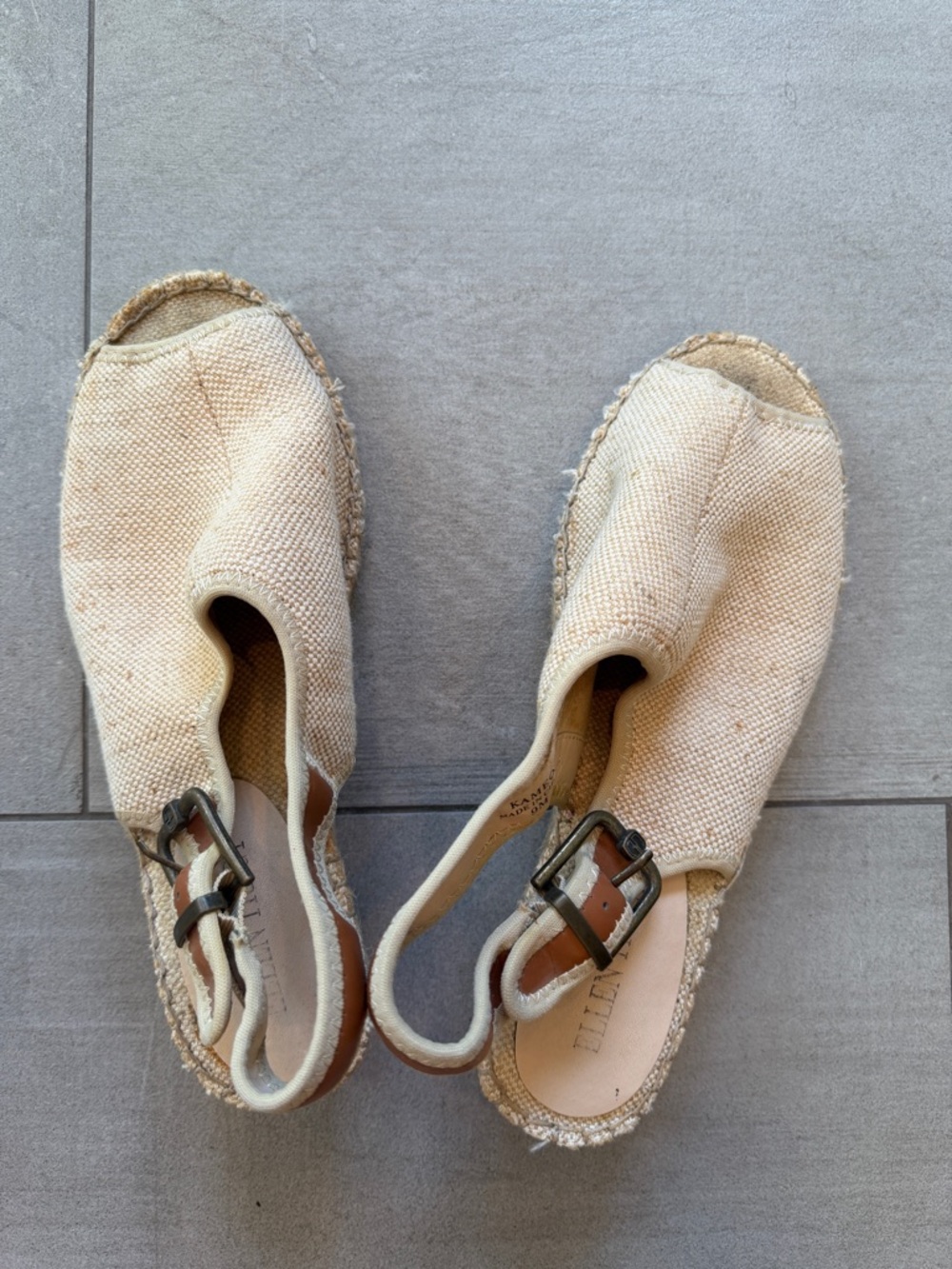 Ellen Tracy Beige Canvas & Tan Leather Espadrille Wedge Slingbacks in ladies 9